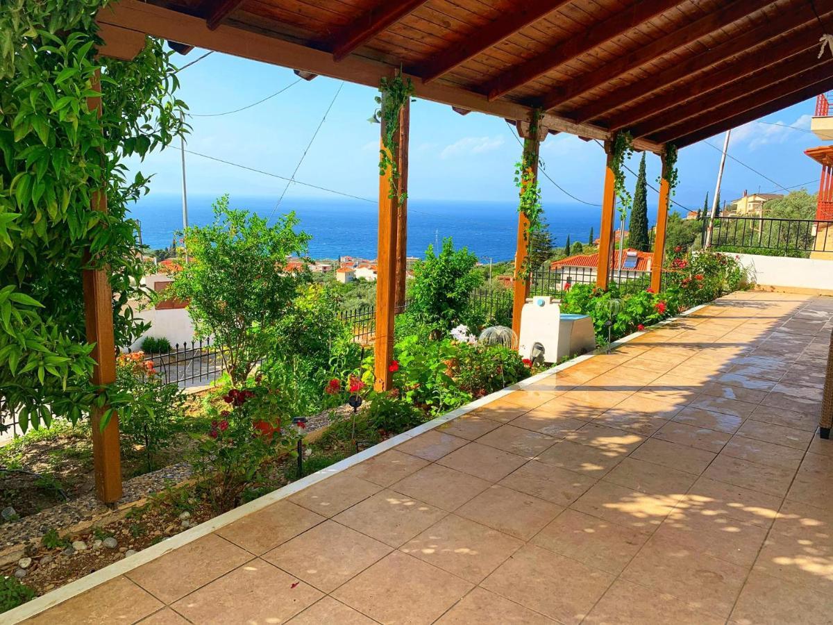 House With Sea And Mountain View Rozena